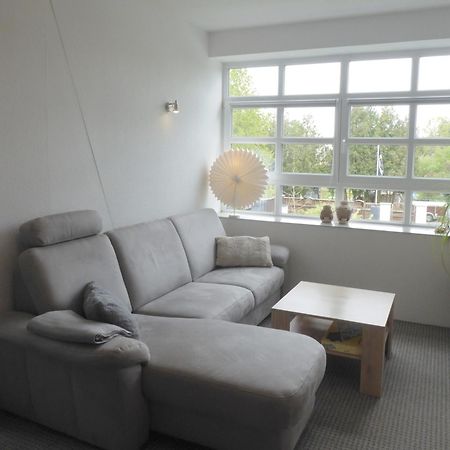 App. Weisses Haus Apartment Hohen Neuendorf Exterior foto