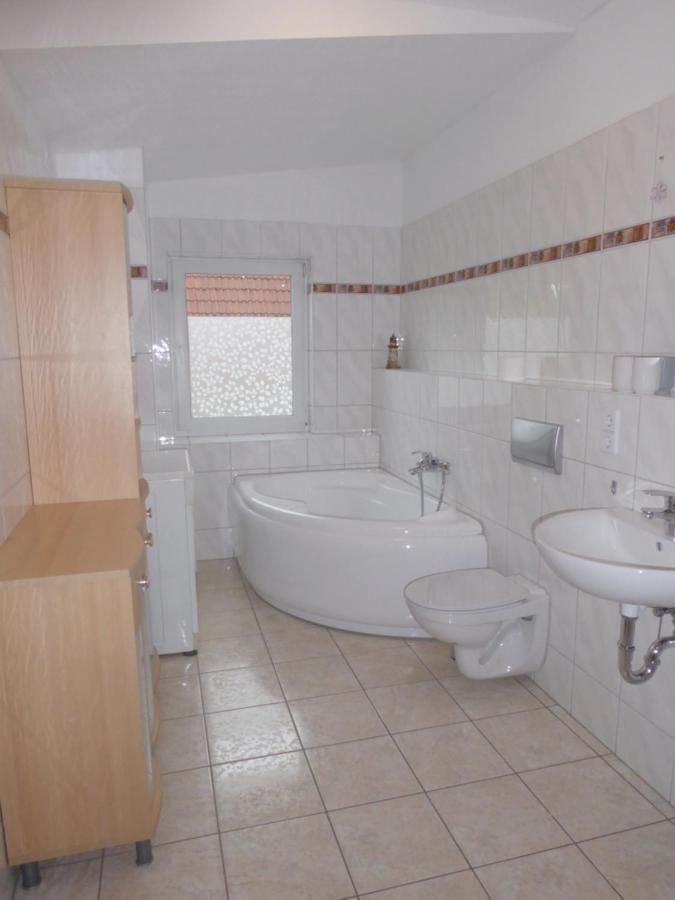 App. Weisses Haus Apartment Hohen Neuendorf Exterior foto