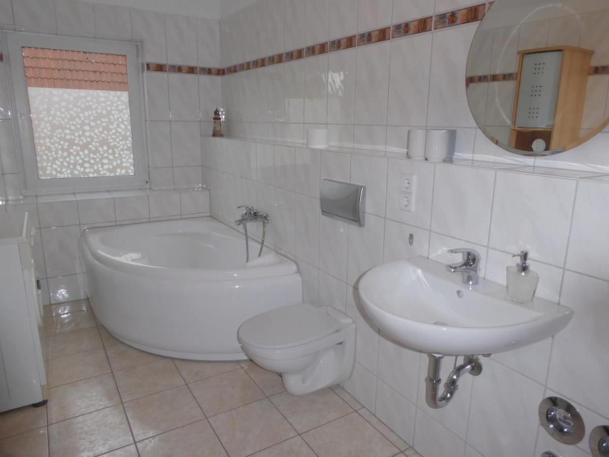 App. Weisses Haus Apartment Hohen Neuendorf Exterior foto