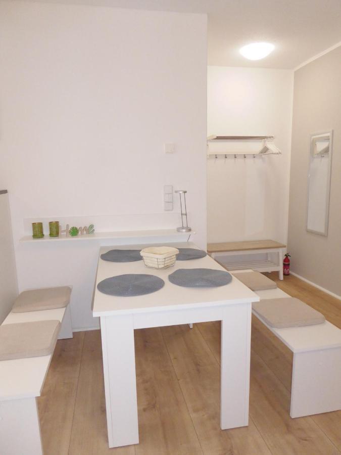 App. Weisses Haus Apartment Hohen Neuendorf Exterior foto