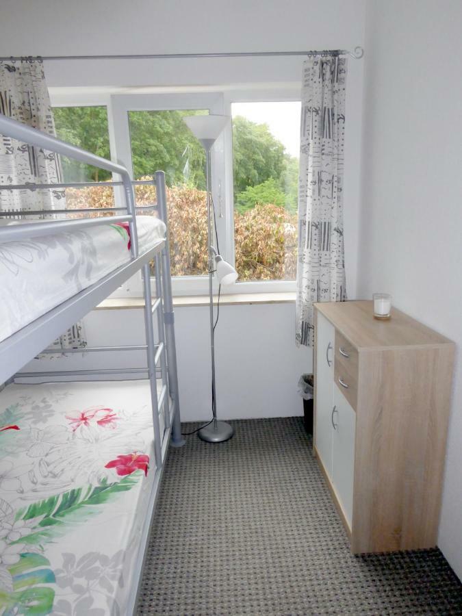 App. Weisses Haus Apartment Hohen Neuendorf Exterior foto