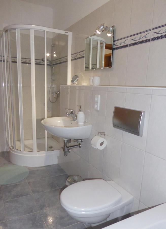 App. Weisses Haus Apartment Hohen Neuendorf Exterior foto